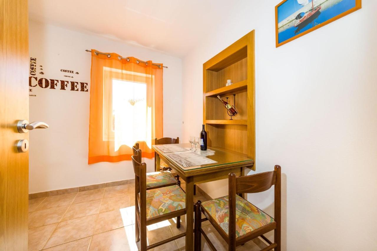 Apartments With A Parking Space Nin, Zadar - 10414 Екстер'єр фото