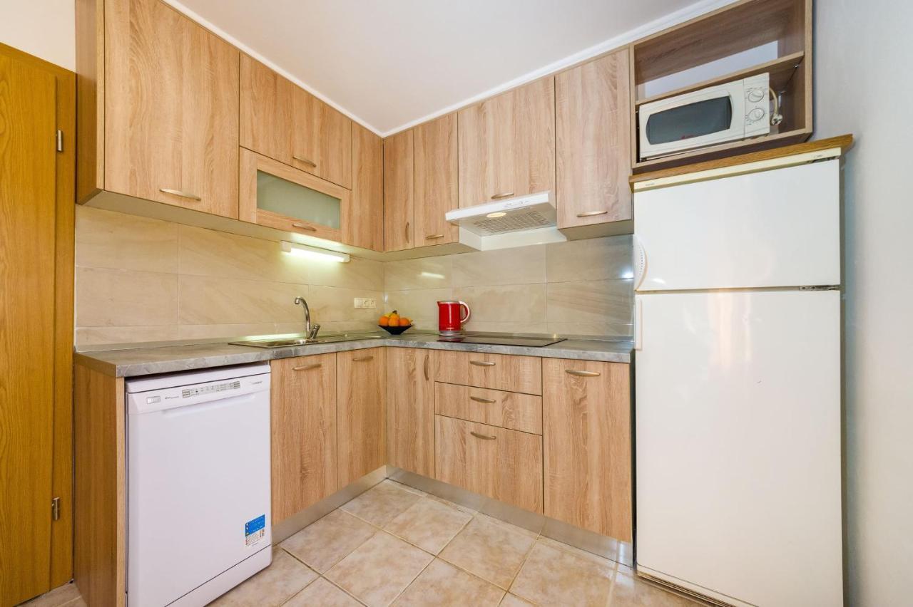 Apartments With A Parking Space Nin, Zadar - 10414 Екстер'єр фото
